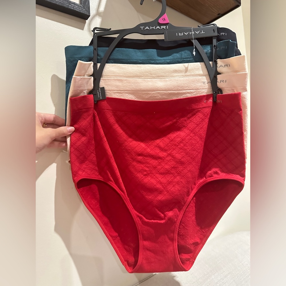 TAHARI 5Pk seamless briefs with Pattern